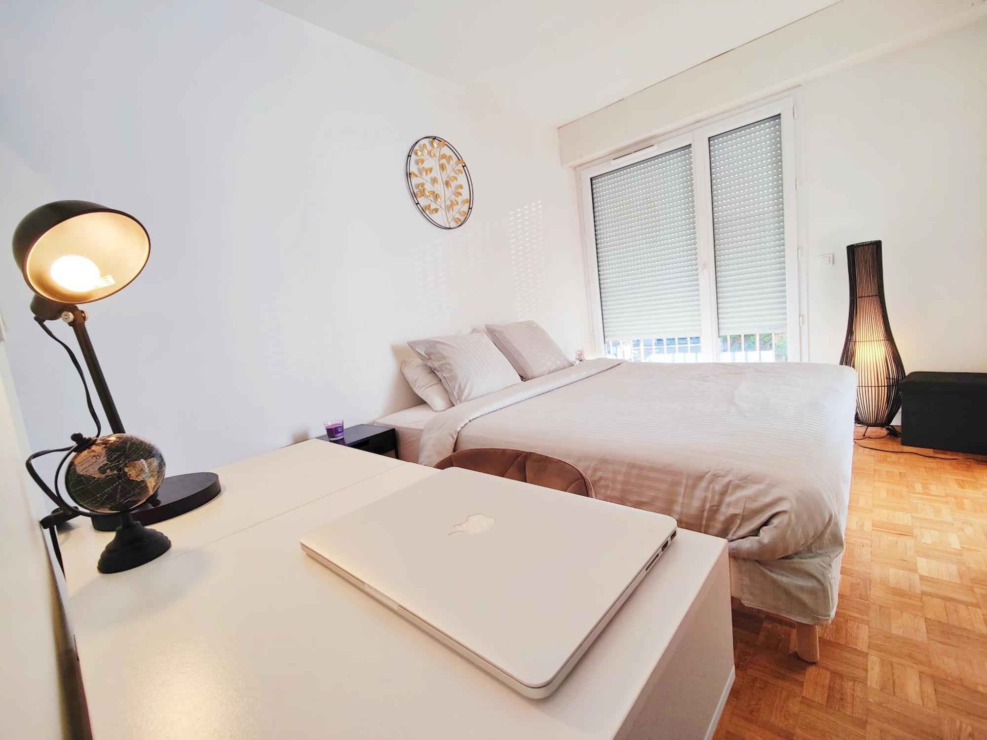 Apartament Metro A 2 Minutes Paris Centre Le Marais Romainville Zewnętrze zdjęcie