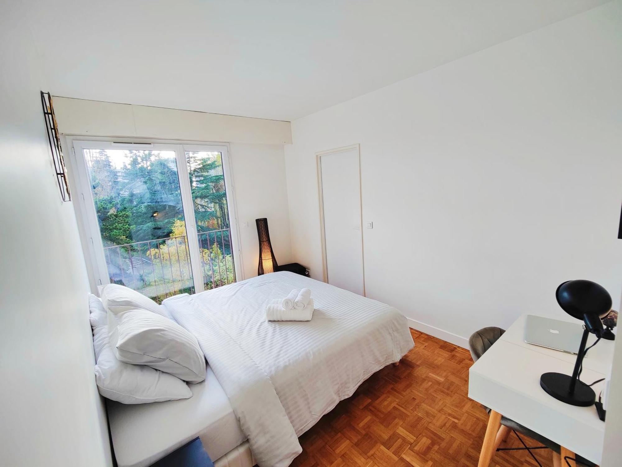 Apartament Metro A 2 Minutes Paris Centre Le Marais Romainville Zewnętrze zdjęcie
