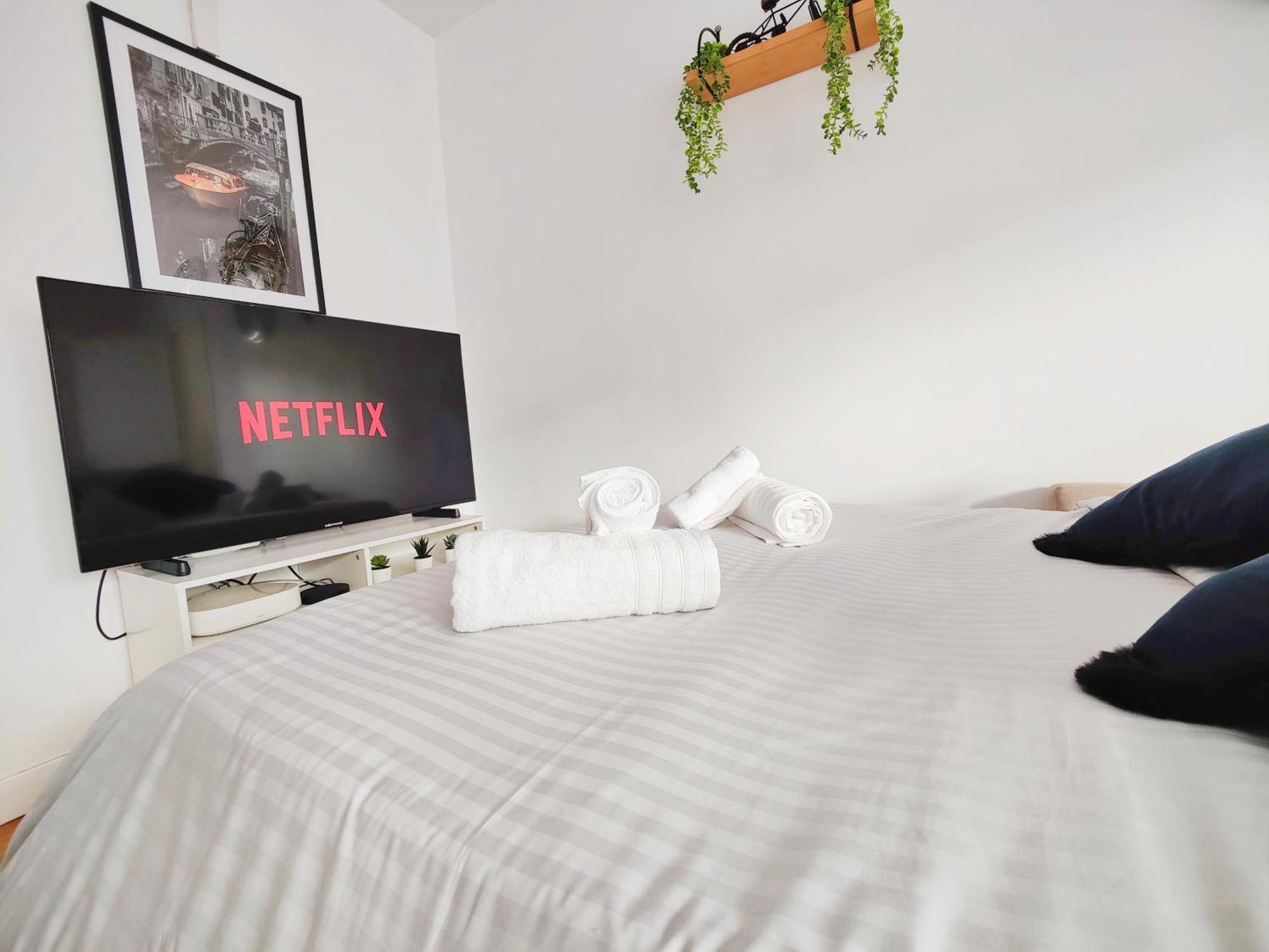 Apartament Metro A 2 Minutes Paris Centre Le Marais Romainville Zewnętrze zdjęcie
